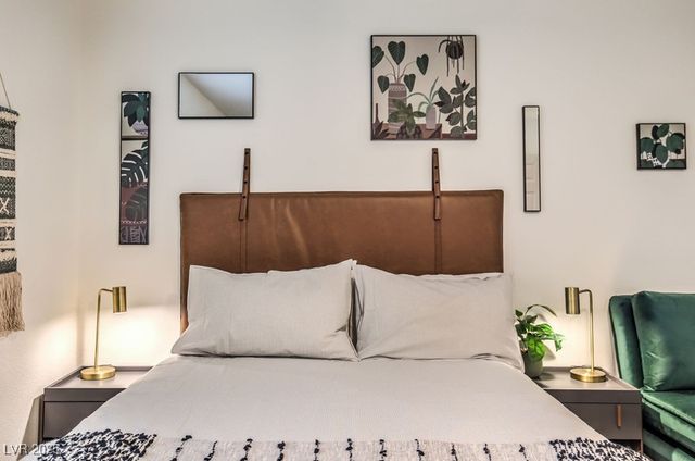 3249 South Torrey Pines Drive, Las Vegas, NV 89146