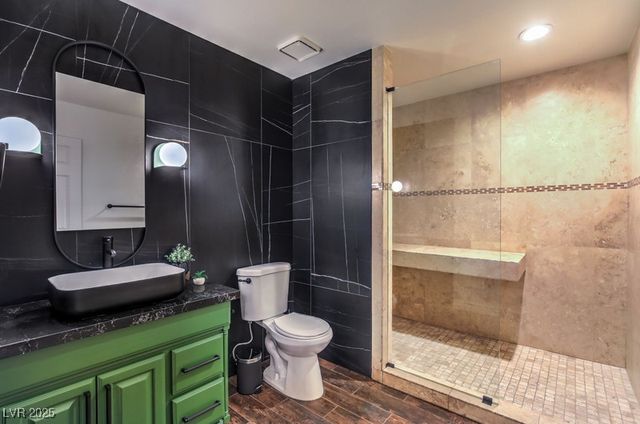 3249 South Torrey Pines Drive, Las Vegas, NV 89146