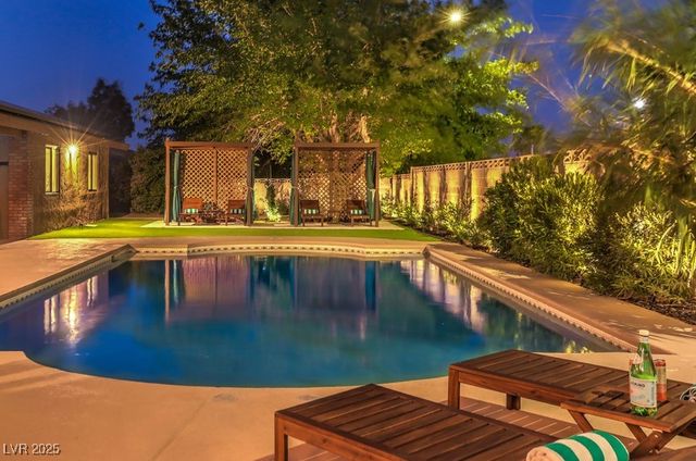 3249 South Torrey Pines Drive, Las Vegas, NV 89146