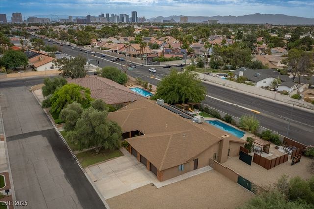 3249 South Torrey Pines Drive, Las Vegas, NV 89146