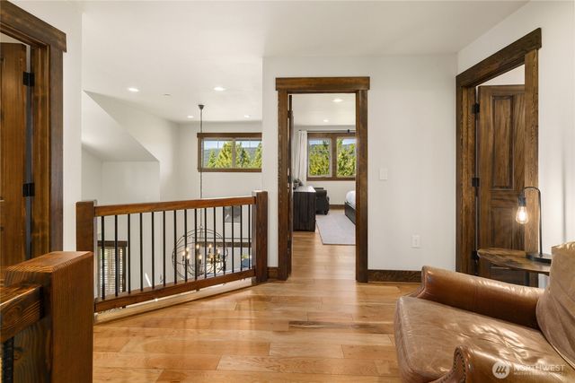 137 Big Hill Drive, Cle Elum, WA 98922