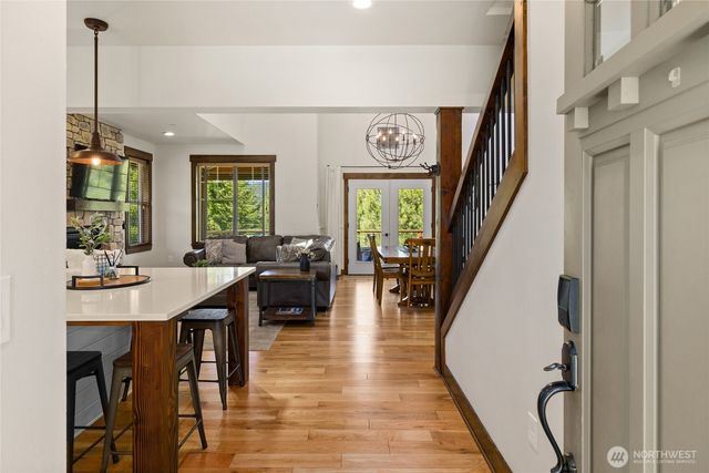 137 Big Hill Drive, Cle Elum, WA 98922