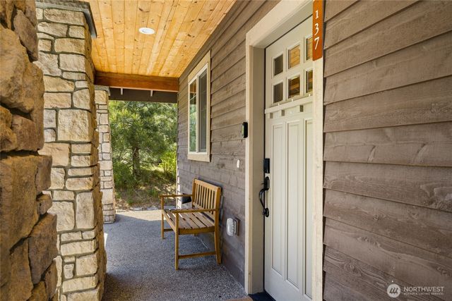 137 Big Hill Drive, Cle Elum, WA 98922