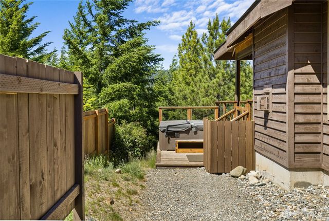 137 Big Hill Drive, Cle Elum, WA 98922
