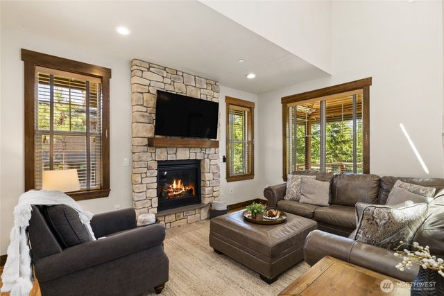 137 Big Hill Drive, Cle Elum, WA 98922