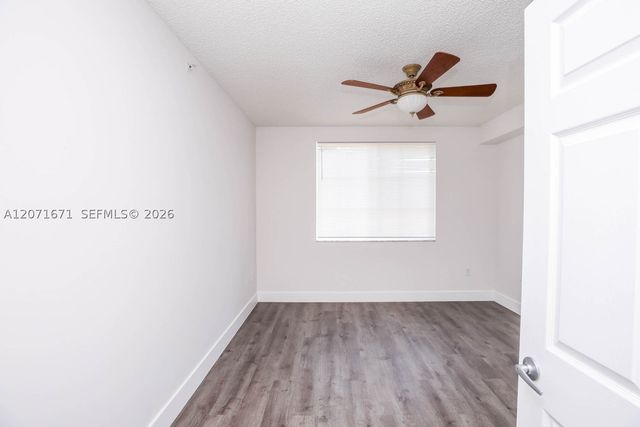 8050 N Nob Hill Rd 106, Tamarac, FL 33321