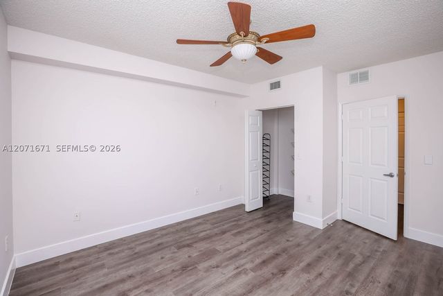 8050 N Nob Hill Rd 106, Tamarac, FL 33321