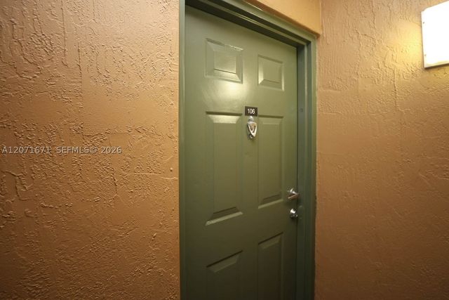 8050 N Nob Hill Rd 106, Tamarac, FL 33321