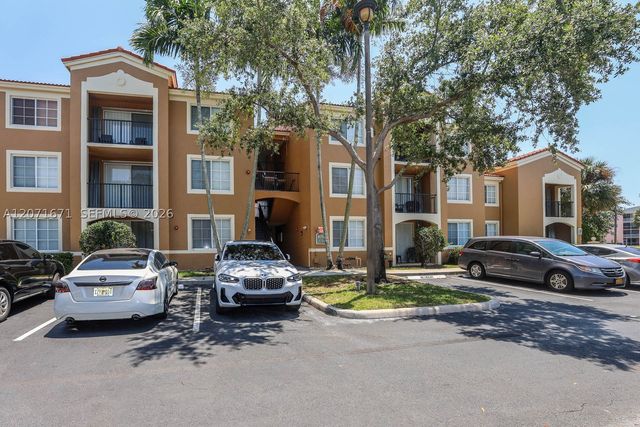 8050 N Nob Hill Rd 106, Tamarac, FL 33321