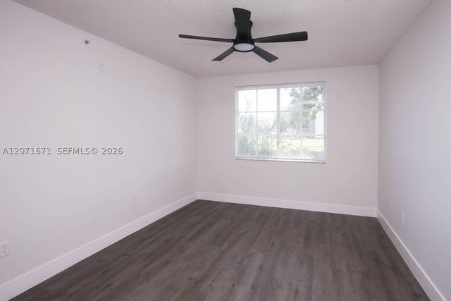 8050 N Nob Hill Rd 106, Tamarac, FL 33321