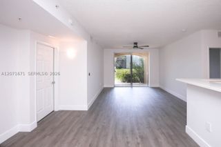 8050 N Nob Hill Rd 106, Tamarac, FL 33321
