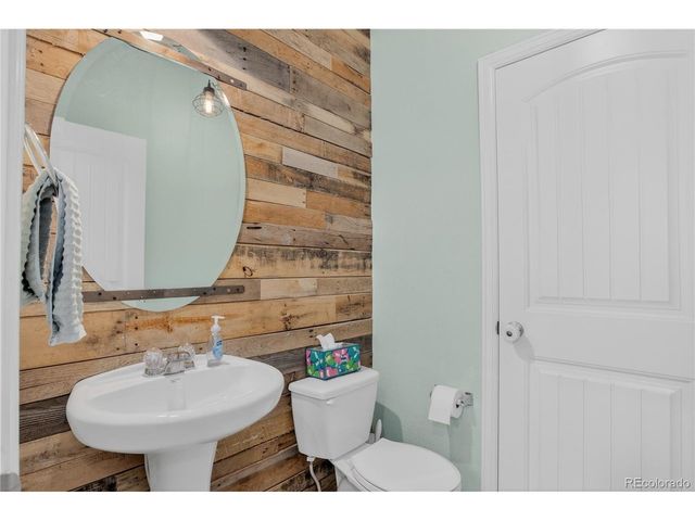 4798 S Picadilly Ct, Aurora, CO 80015