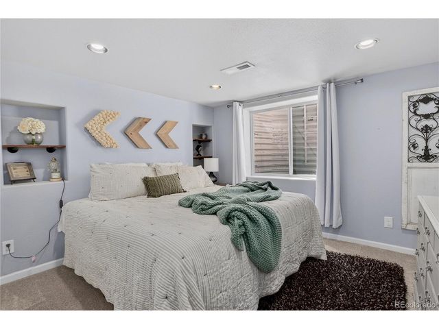 4798 S Picadilly Ct, Aurora, CO 80015