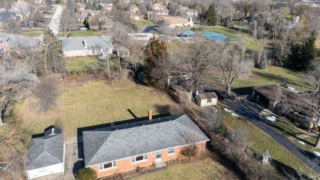 704 Grego Court, Prospect Heights, IL 60070