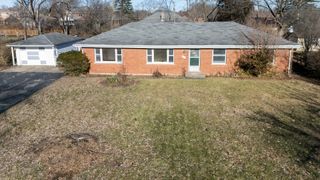 704 Grego Court, Prospect Heights, IL 60070