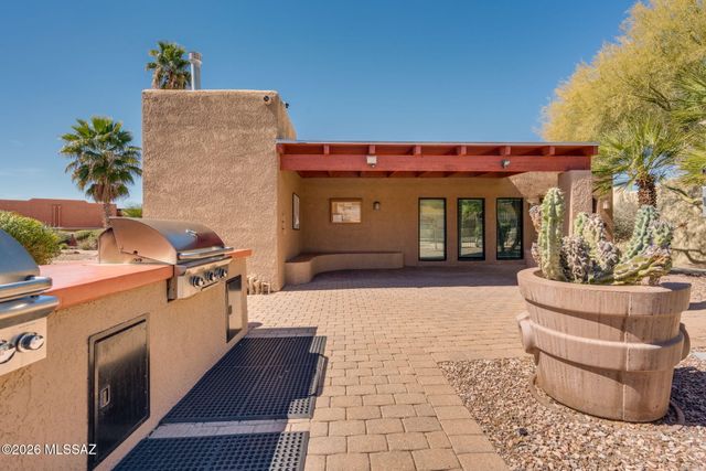6255 N Camino Pimeria Alta Apt 135, Tucson, AZ 85718