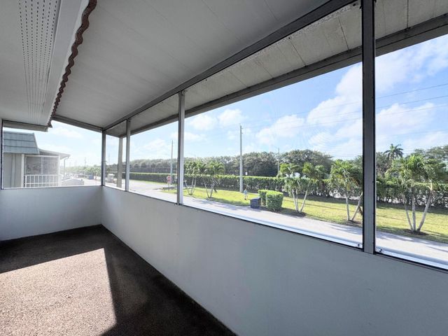 284 Flanders F, Delray Beach, FL 33484