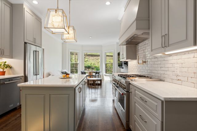 202 Moultrie Park, Nashville, TN 37205