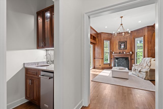 202 Moultrie Park, Nashville, TN 37205