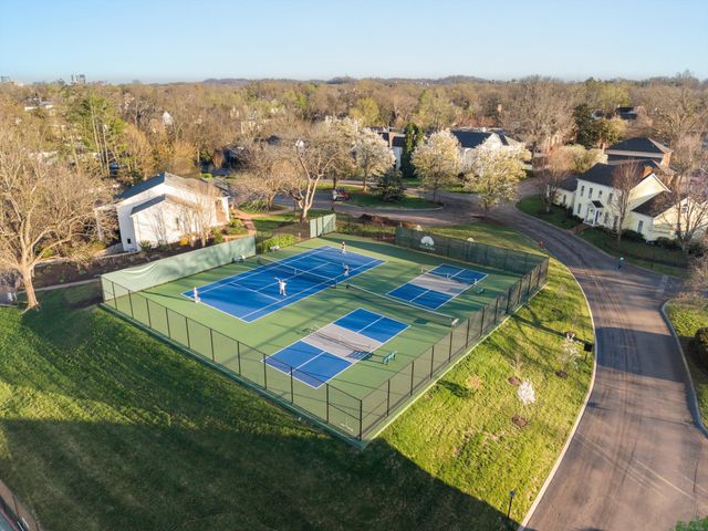 202 Moultrie Park, Nashville, TN 37205