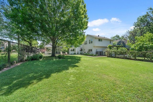 6510 Community Drive, Houston, TX 77005