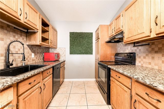 716 North 18th Street, Las Vegas, NV 89101