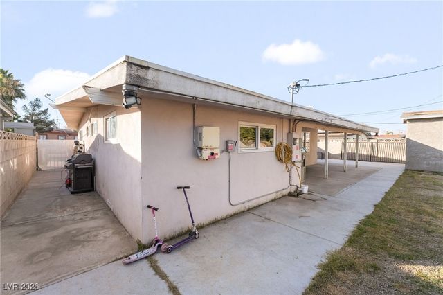 716 North 18th Street, Las Vegas, NV 89101