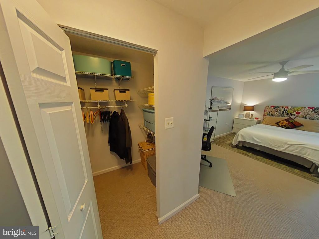 Image 13 of property listing at 7802 HANOVER PKWY #T2, Greenbelt, MD 20770