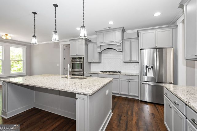 115 Crescent Creek Drive, Fayetteville, GA 30215