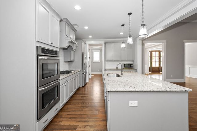 115 Crescent Creek Drive, Fayetteville, GA 30215