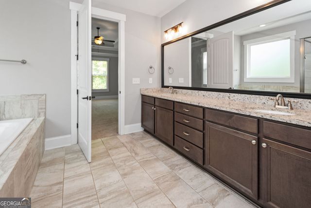 115 Crescent Creek Drive, Fayetteville, GA 30215