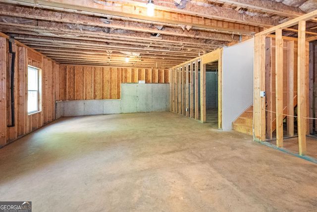 115 Crescent Creek Drive, Fayetteville, GA 30215