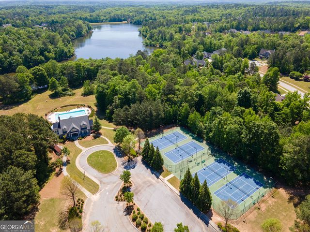 115 Crescent Creek Drive, Fayetteville, GA 30215