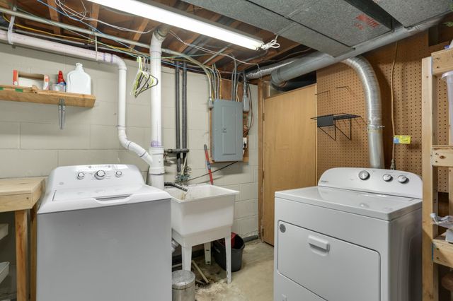 1405 Independence Avenue S, Saint Louis Park, MN 55426