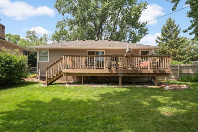 1405 Independence Avenue S, Saint Louis Park, MN 55426