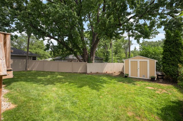 1405 Independence Avenue S, Saint Louis Park, MN 55426