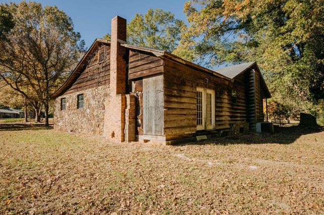 815 Graham Road, Benton, AR 72015