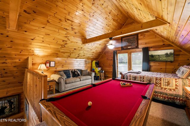 2123 Wingspan Drive, Sevierville, TN 37876