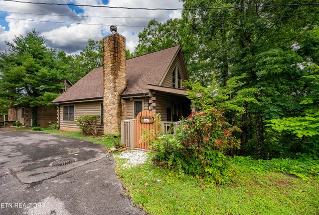2123 Wingspan Drive, Sevierville, TN 37876