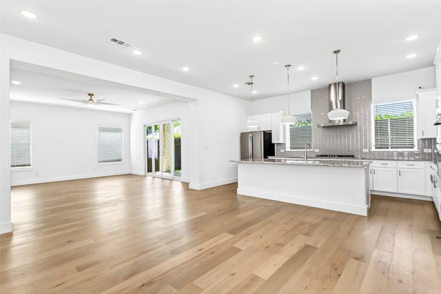 912 Banyan Tree Lane, Richardson, TX 75081