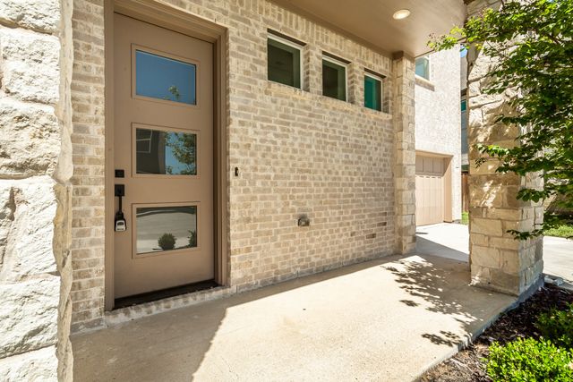 912 Banyan Tree Lane, Richardson, TX 75081