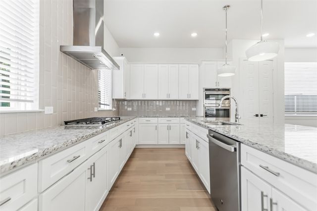 912 Banyan Tree Lane, Richardson, TX 75081