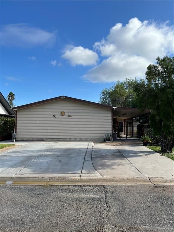 1205 Maple Avenue, Harlingen, TX 78552