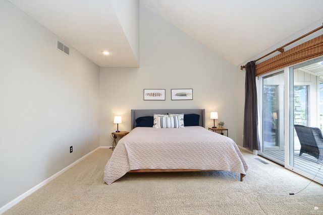 5305 Terra Heights Drive, Manhattan, KS 66503