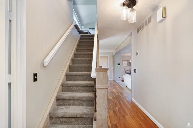 5305 Terra Heights Drive, Manhattan, KS 66503