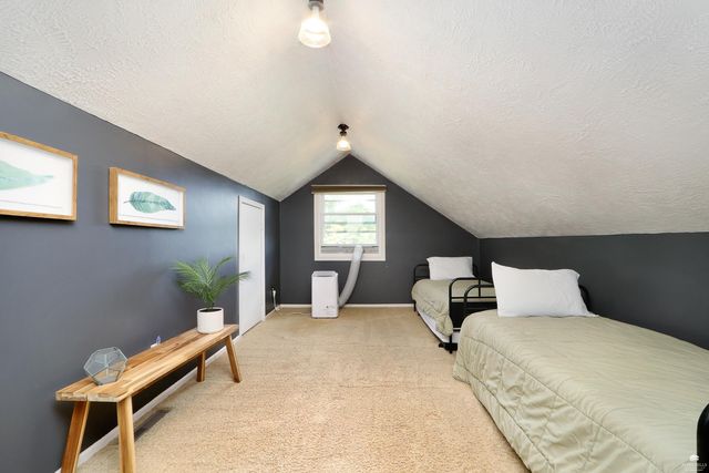 5305 Terra Heights Drive, Manhattan, KS 66503