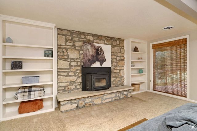5305 Terra Heights Drive, Manhattan, KS 66503