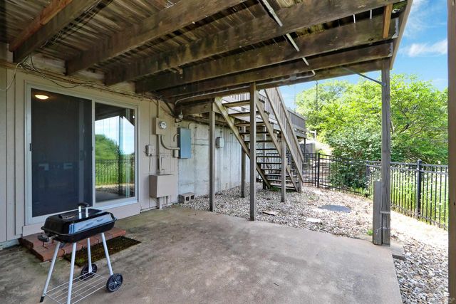 5305 Terra Heights Drive, Manhattan, KS 66503
