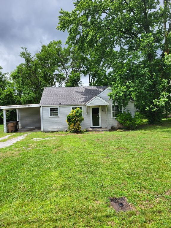 305 Spence Cir, Nashville, TN 37210