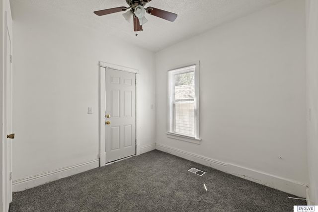 4721 N 42Nd Street, Omaha, NE 68111